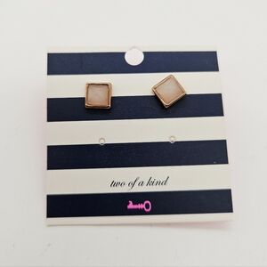 KEEP COLLECTIVE | rose quartz wishing stone pyramid studs earrings